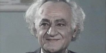 Kadri Roshi, titani i skenës shqiptare, mjeshtri i roleve të vështira (historia e dënimit për të punuar në ofiçinën e automjeteve të ndërtimit) Një shkrim në përvjetorin e ndarjes nga jeta, e aktorit të madh