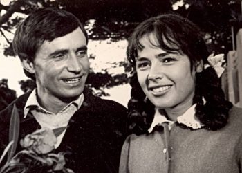 Sot Mjeshtëri i madh, aktori, regjisori, producenti, Mevlan Shanaj feston 81 vjetorin e lindjes