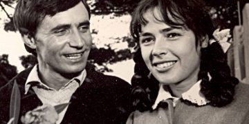 Sot Mjeshtëri i madh, aktori, regjisori, producenti, Mevlan Shanaj feston 81 vjetorin e lindjes
