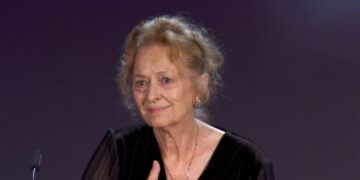 Festivali i 14-të i Filmit, përlotet Roza Anagnosti: Ky çmim është dhe për të! Dhimitri ka një vit që është në përjetësi, por la veprën si shkollë