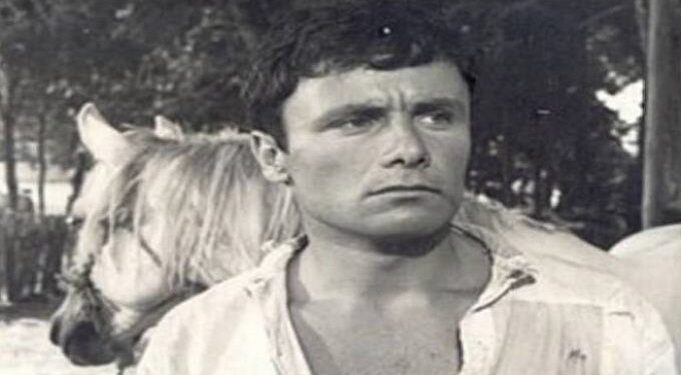 Alfred Bualoti feston 73 vjetorin e lindjes
